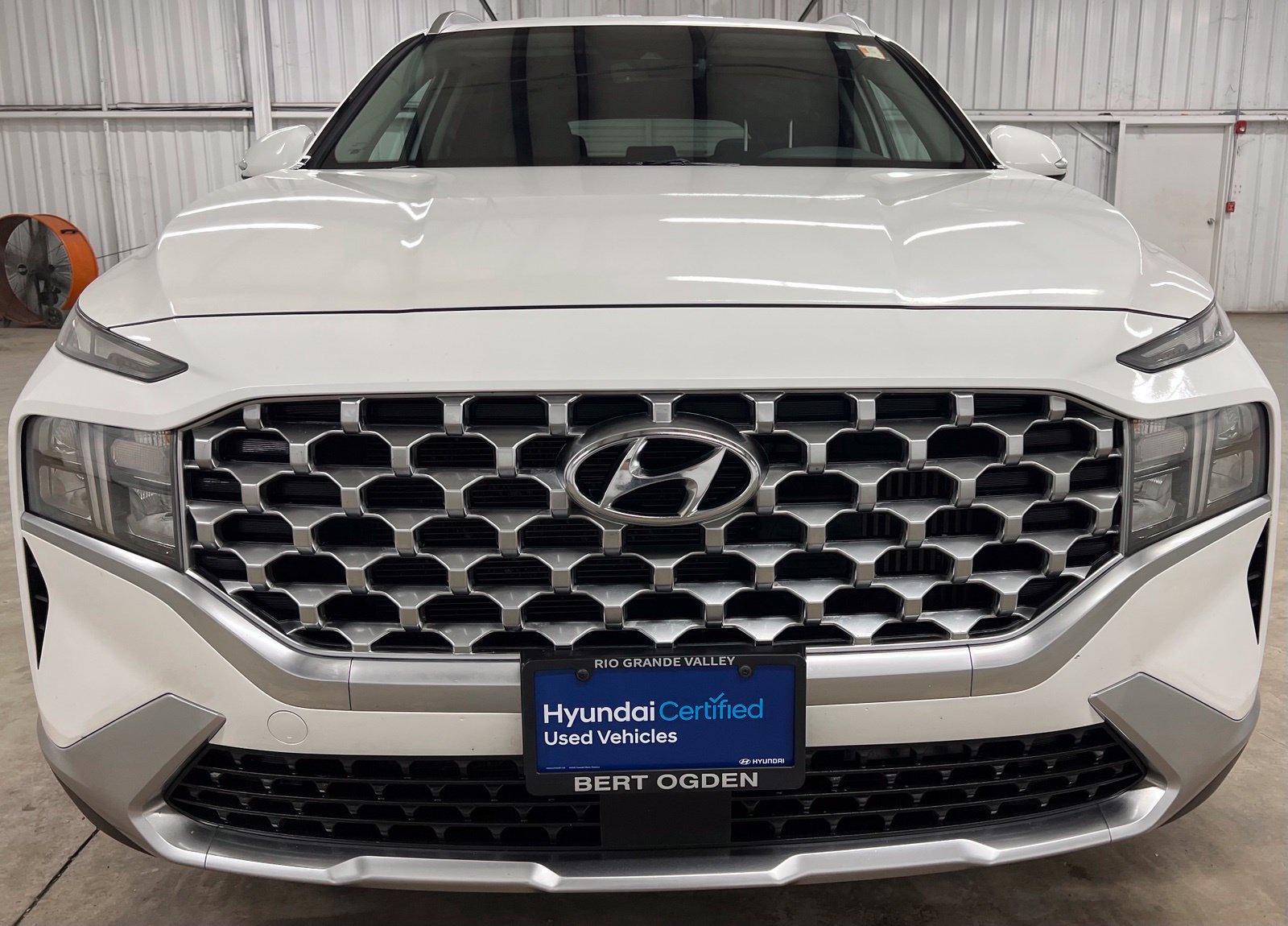 Used 2022 Hyundai Santa Fe Blue AWD/4WD image 2