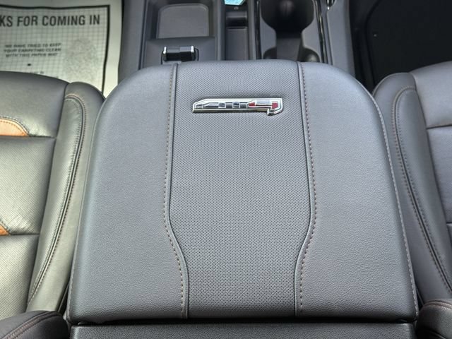 Used 2025 GMC Sierra 2500 AT4 w/ AT4 Premium Plus Package AWD/4WD image 25