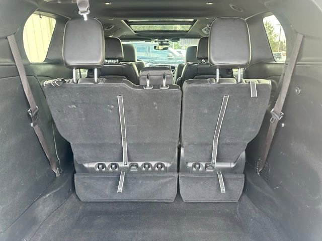 Used 2025 Chrysler Pacifica Limited FWD image 10