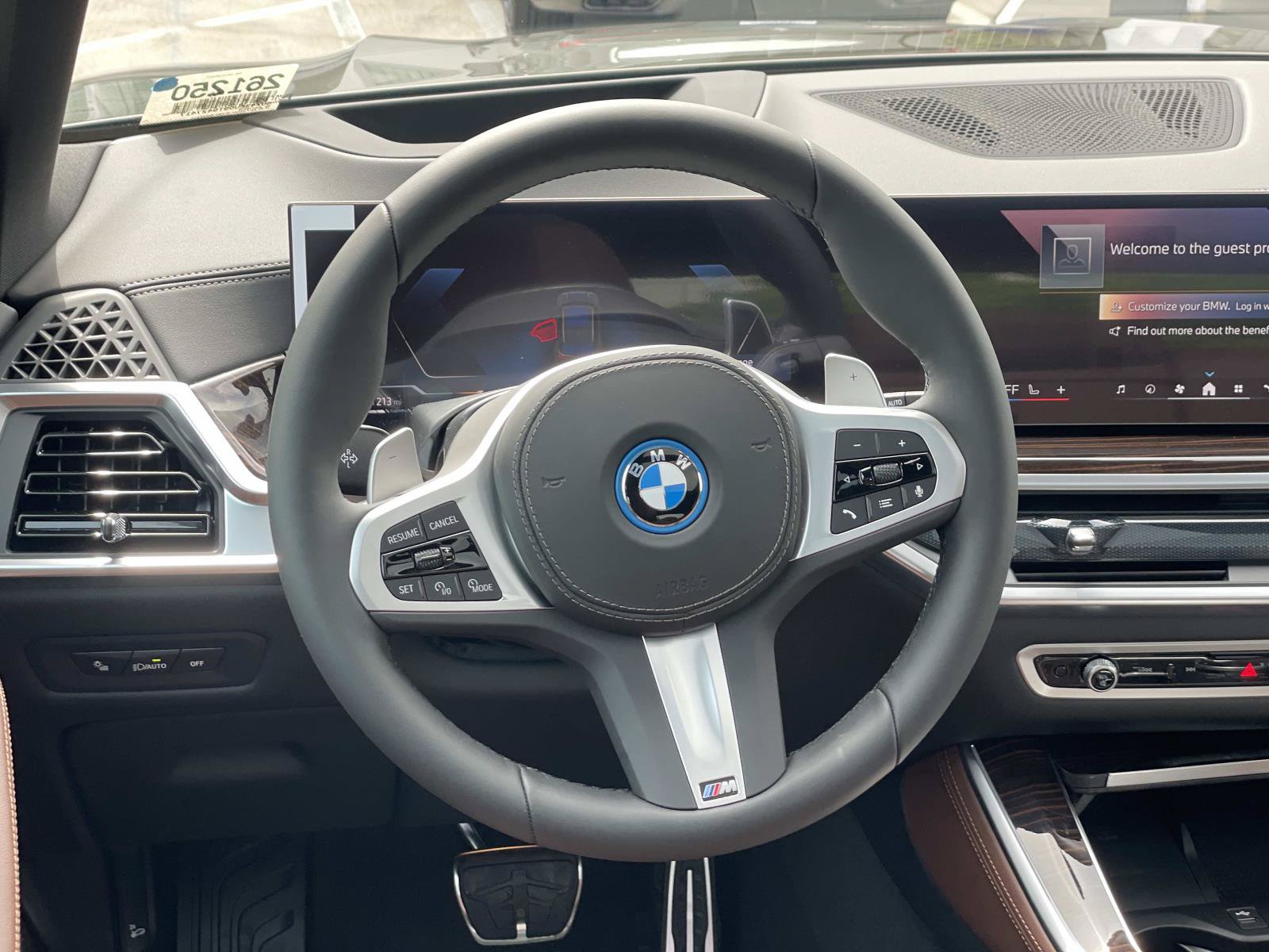 Used 2026 BMW X5 xDrive50e w/ M Sport Package AWD/4WD image 10