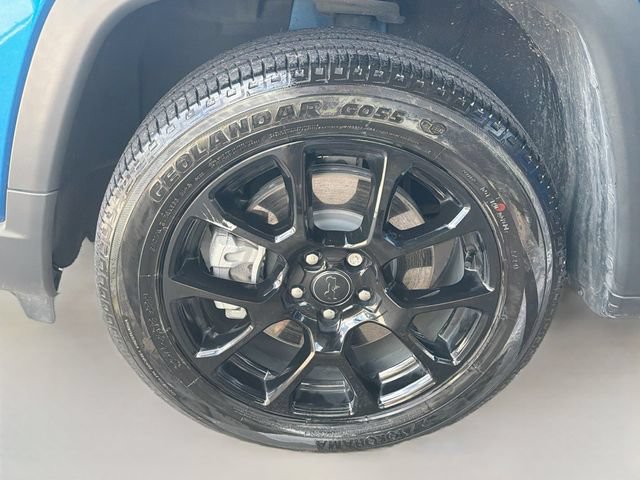 Used 2025 Jeep Compass Latitude w/ Altitude Special Edition AWD/4WD image 30