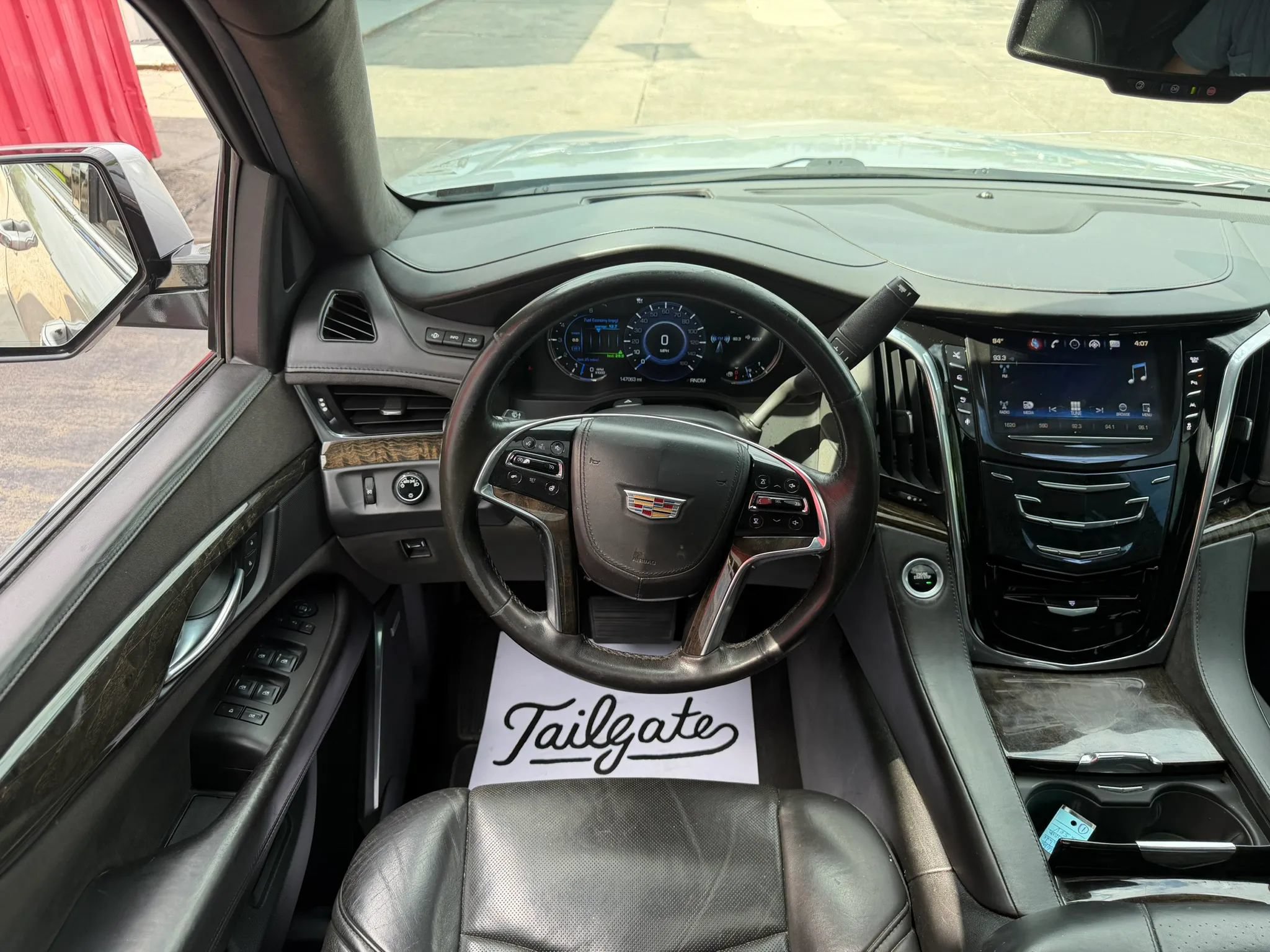 Used 2016 Cadillac Escalade Platinum AWD/4WD image 19