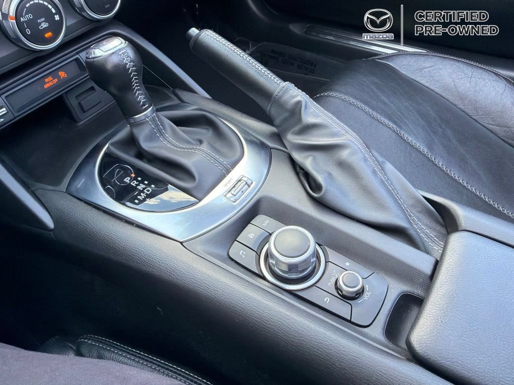Used 2022 MAZDA MX-5 Miata RF Grand Touring RWD image 48