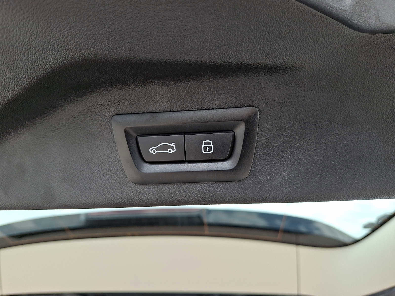 Certified 2024 BMW X7 xDrive40i image 31