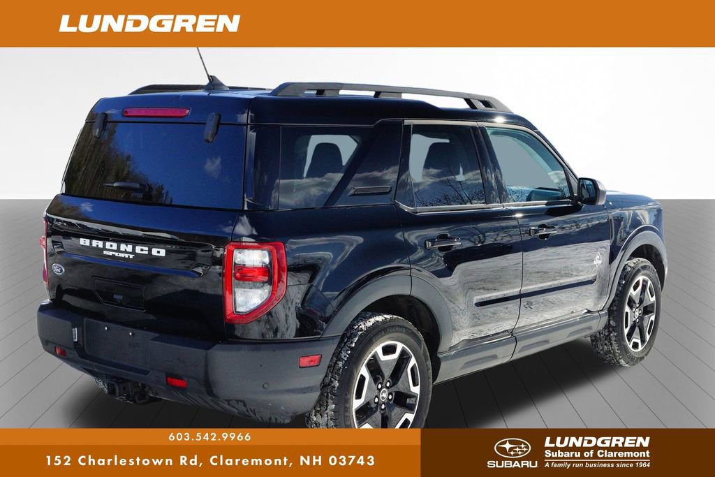 Used 2023 Ford Bronco Sport Outer Banks w/ Tech Package AWD/4WD image 3