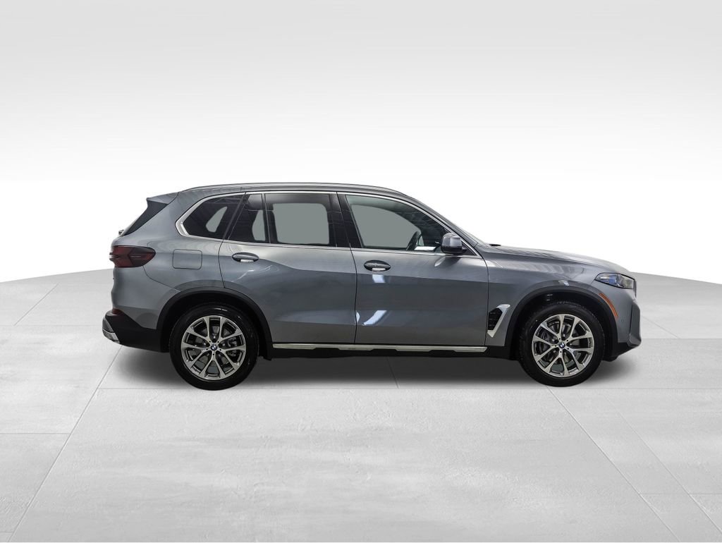 New 2026 BMW X5 xDrive40i w/ Climate Comfort Package image 6