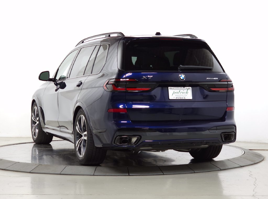 Used 2026 BMW X7 xDrive40i w/ M Sport Package AWD/4WD image 5