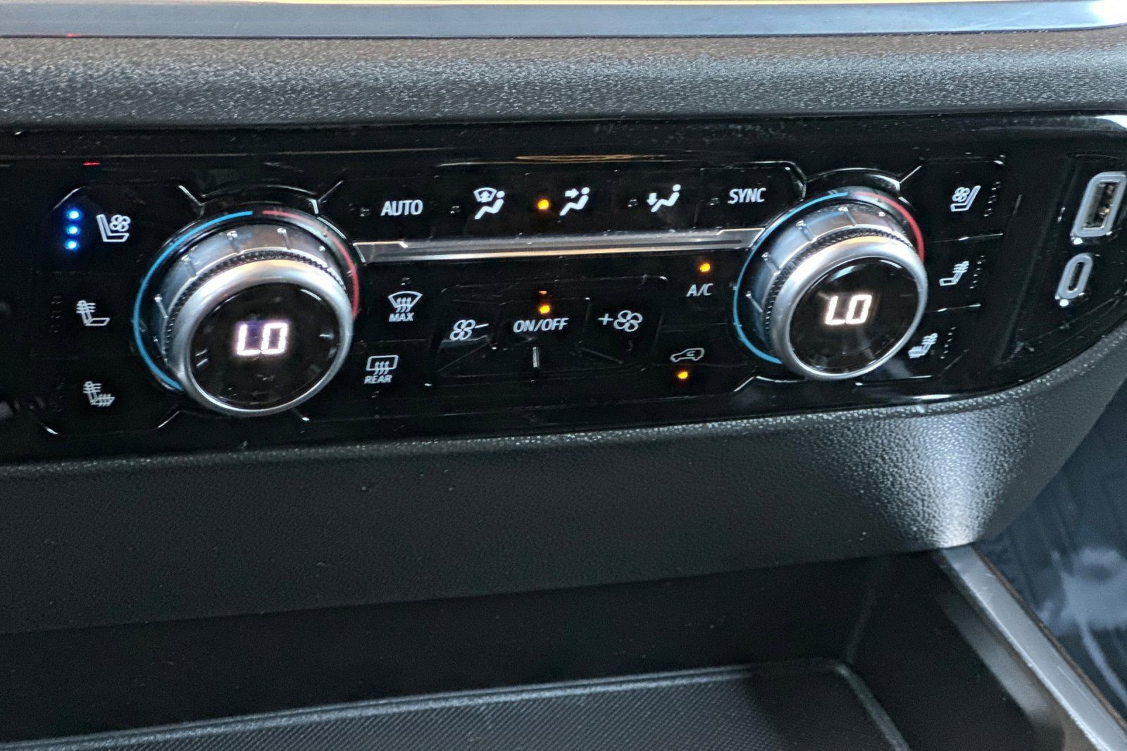 Certified 2024 GMC Sierra 1500 SLT w/ SLT Premium Plus Package image 20