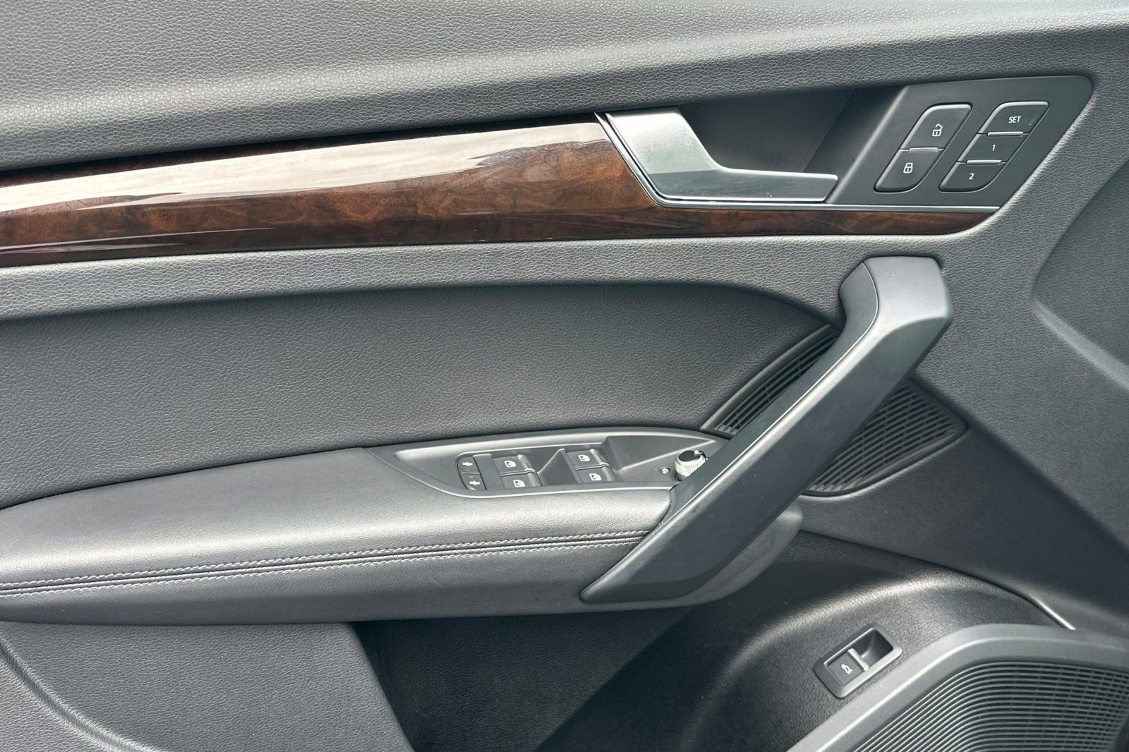 Used 2019 Audi Q5 2.0T Premium Plus image 11