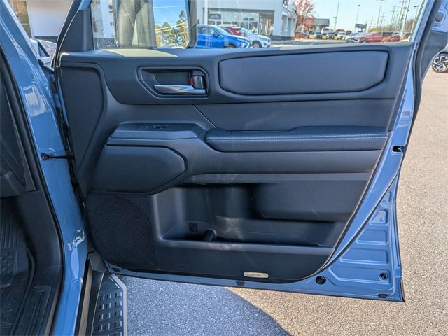 Used 2025 Toyota Land Cruiser w/ Premium Package image 33