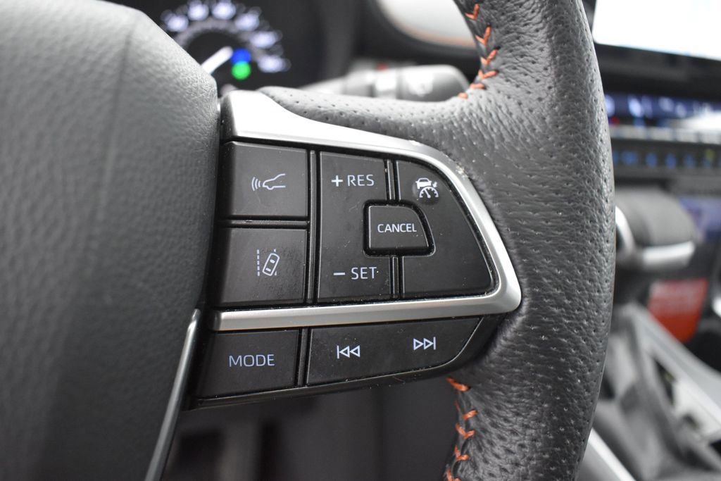 Used 2021 Toyota Sienna XSE w/ XSE Plus Package AWD/4WD image 24