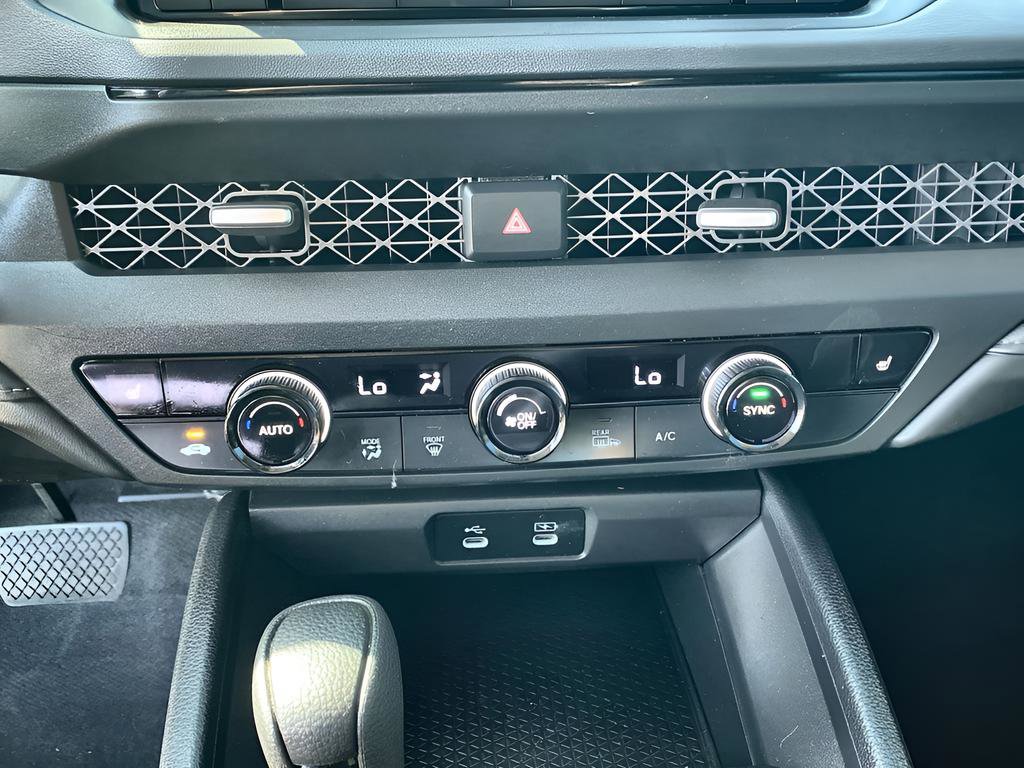 Used 2025 Honda Accord SE image 17