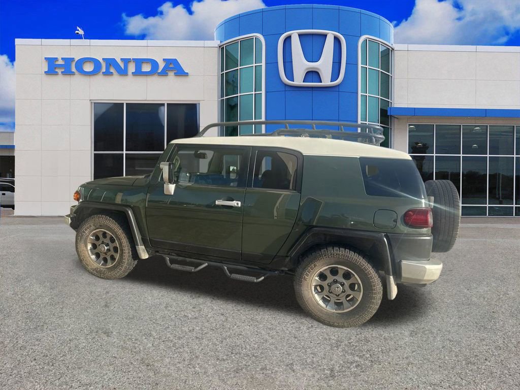 Used 2012 Toyota FJ Cruiser 4WD w/ Convenience Pkg image 12