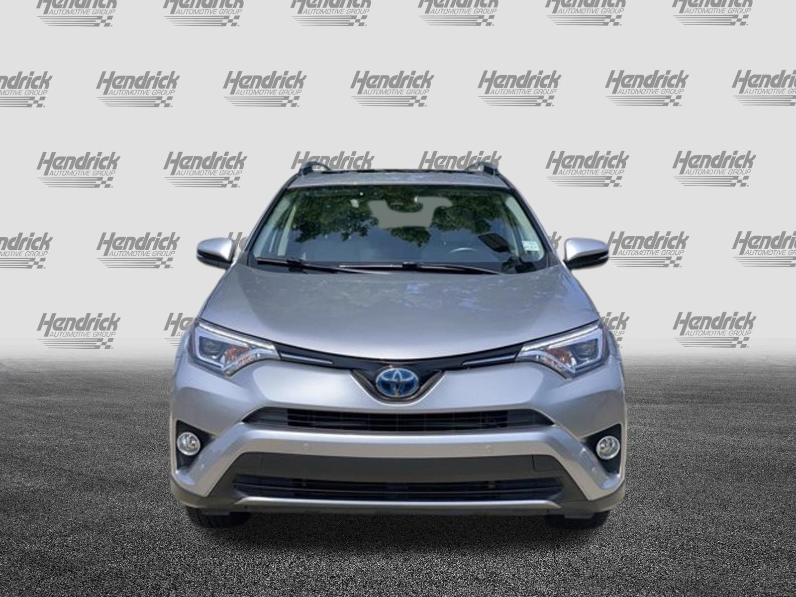 Used 2017 Toyota RAV4 Limited AWD/4WD image 3
