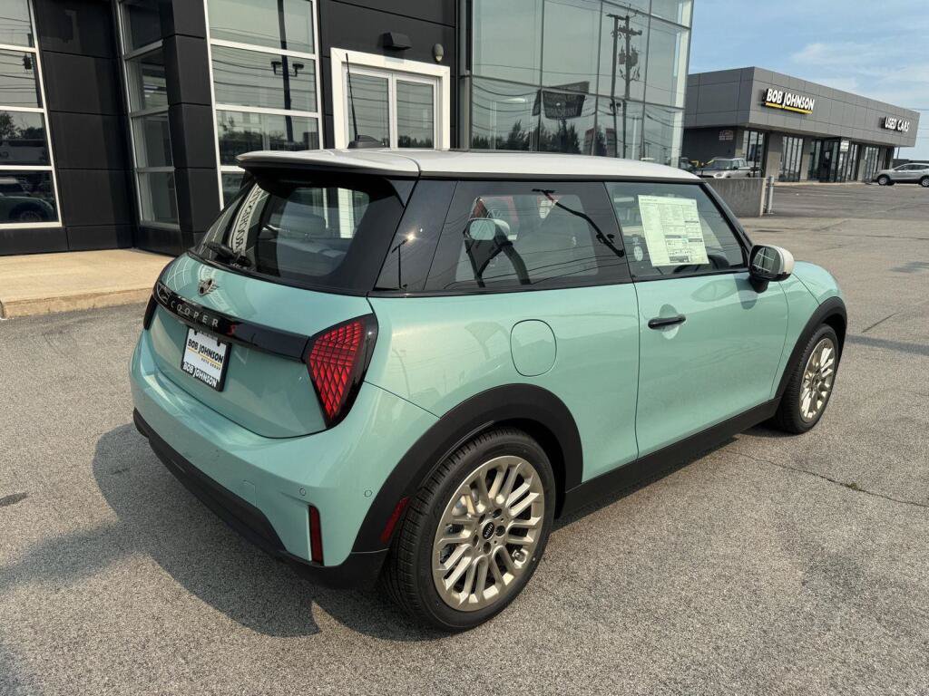 New 2026 MINI Cooper S FWD image 8