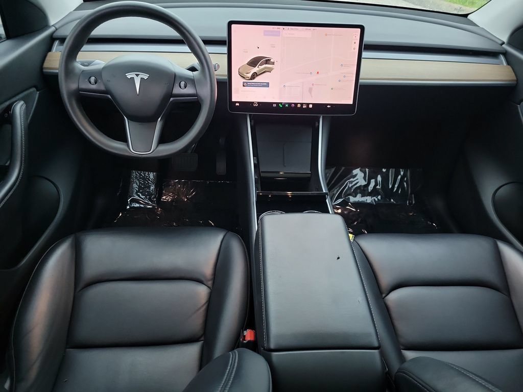 Used 2021 Tesla Model Y Long Range AWD/4WD image 27