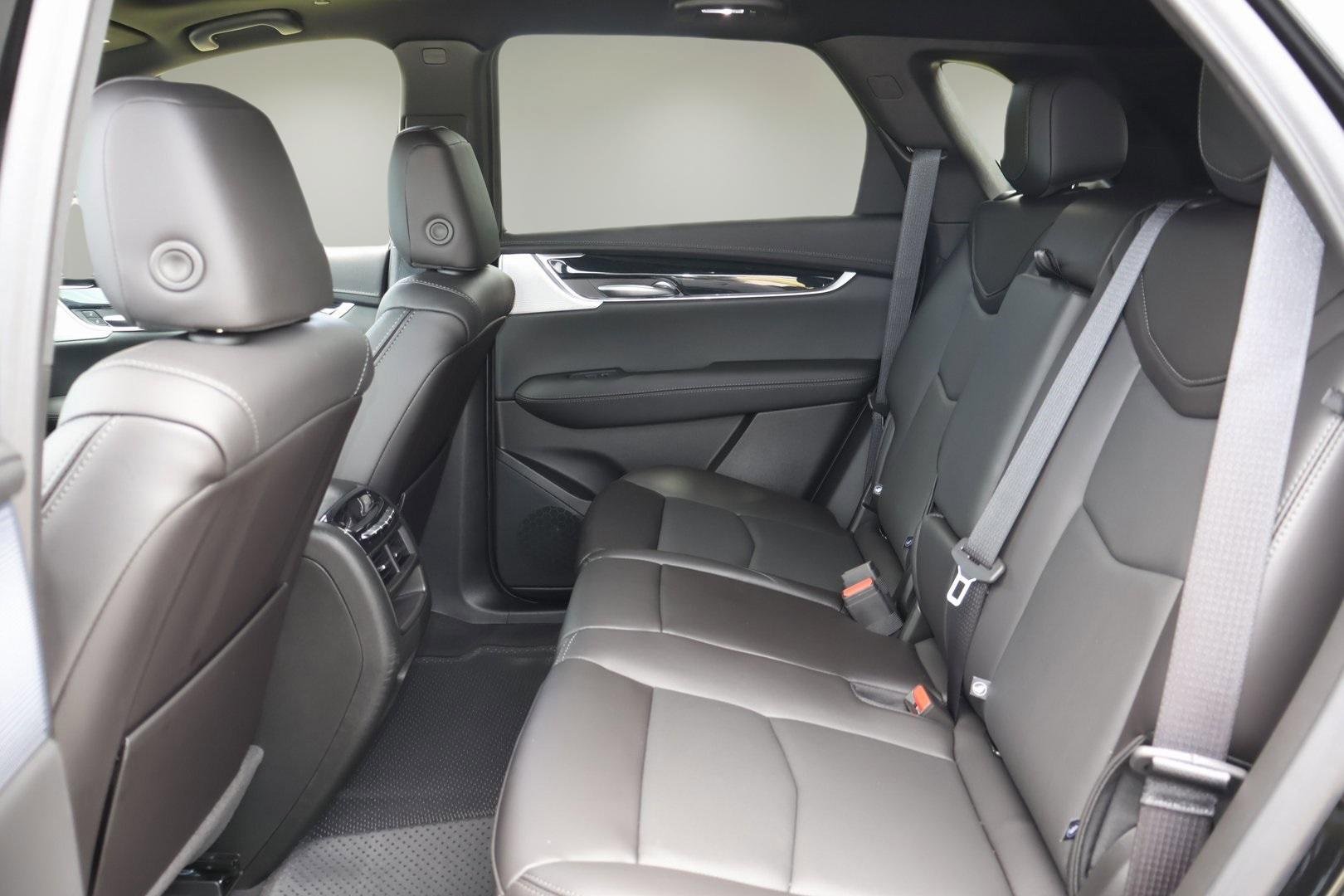New 2025 Cadillac XT5 Premium Luxury image 13