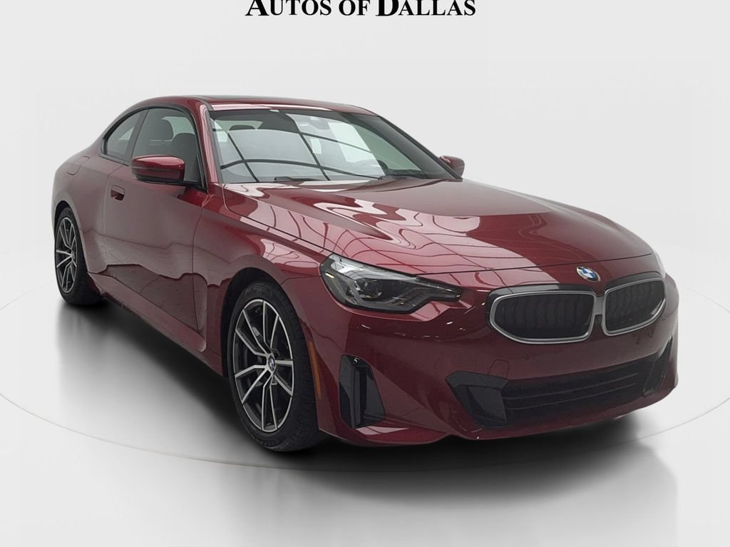 Used 2025 BMW 230i Coupe RWD image 2