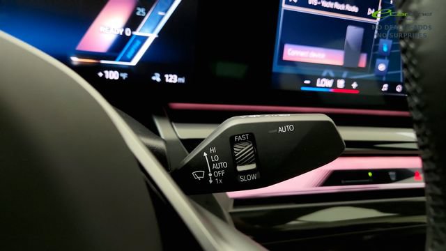 Used 2025 BMW i5 eDrive40i RWD image 62