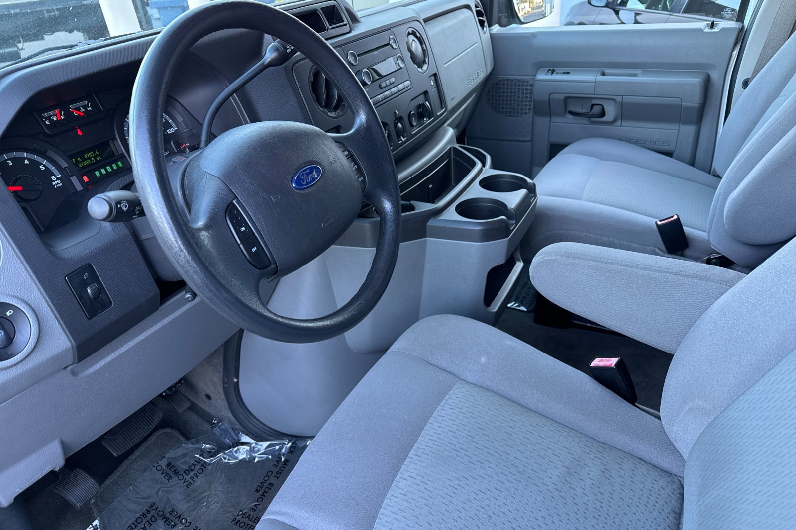 Used 2012 Ford E-150 and Econoline 150 XLT image 10