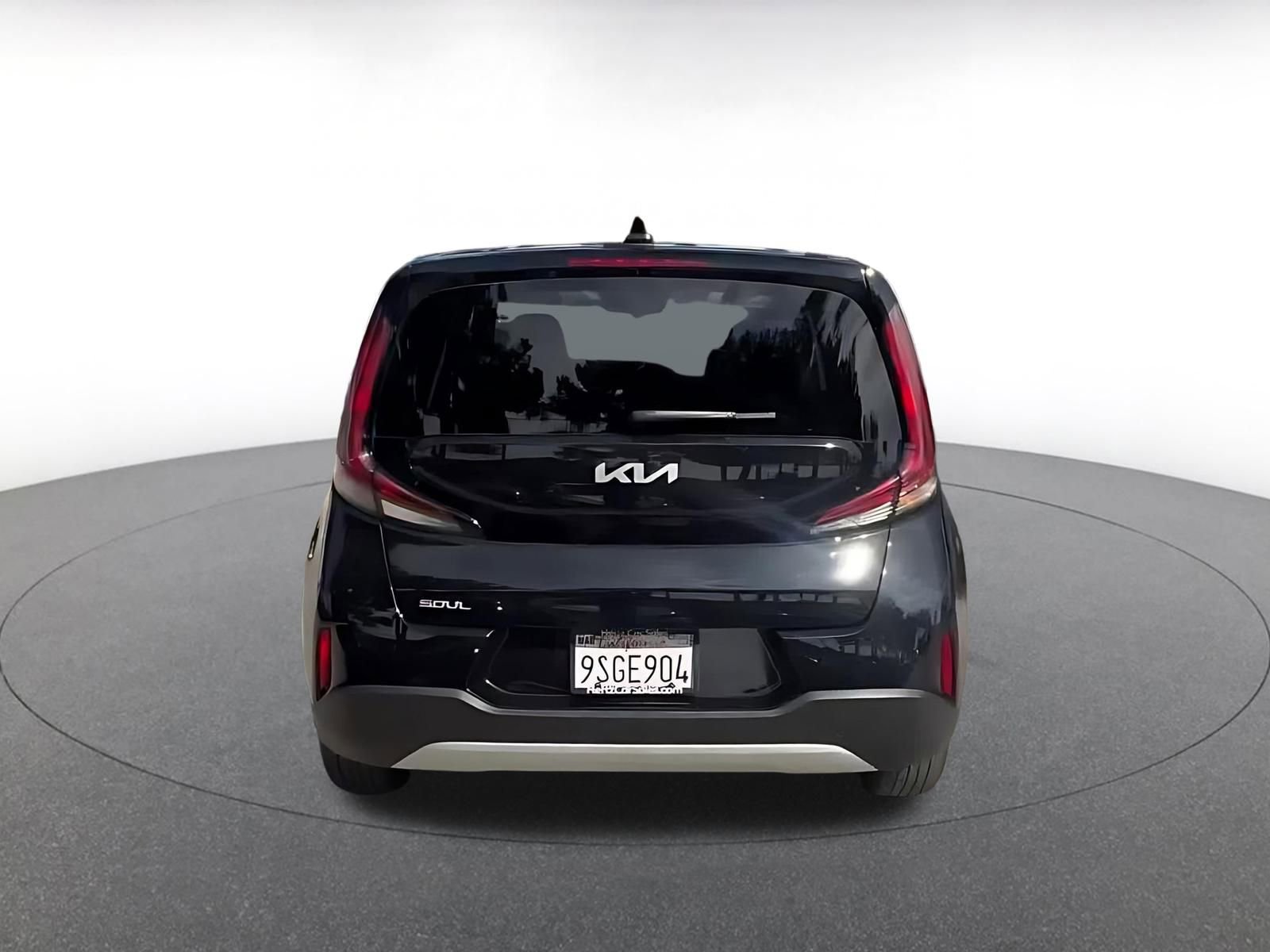 Used 2025 Kia Soul LX w/ LX Technology Package image 12