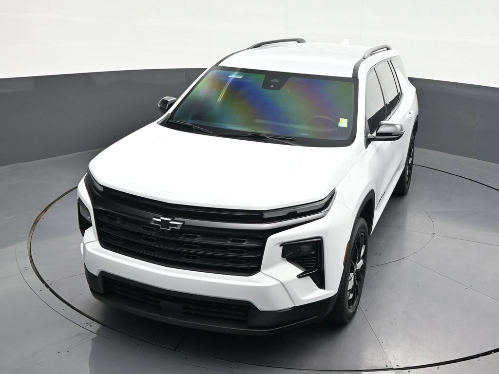 Used 2025 Chevrolet Traverse LT w/ Midnight/Sport Edition FWD image 23