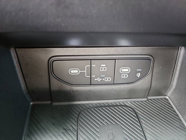 New 2026 Kia Sportage X-Line w/ X-Line Technology Package image 21