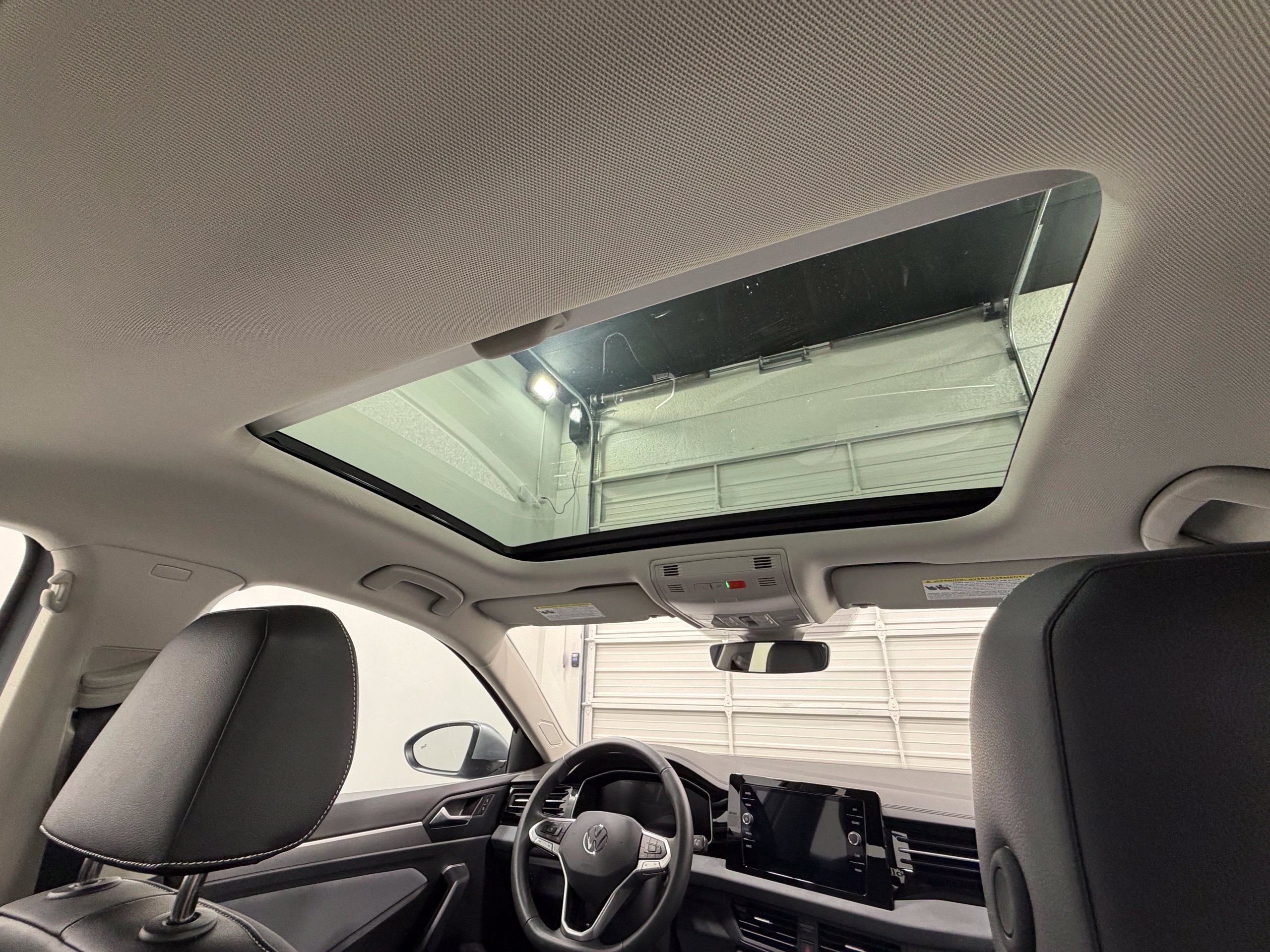 Certified 2026 Volkswagen Jetta SE FWD image 39