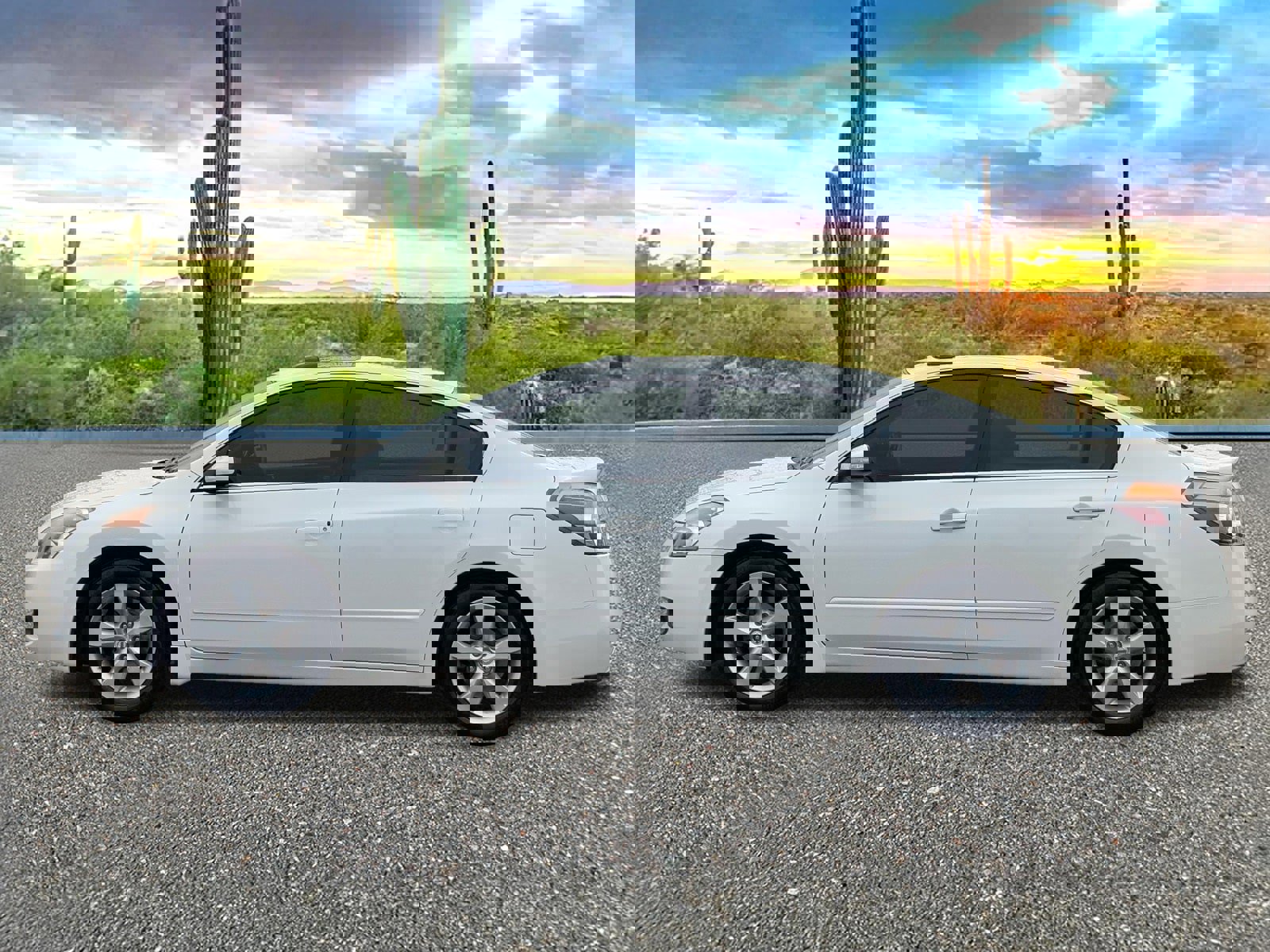 Used 2008 Nissan Altima 3.5 SE w/ Technology Pkg image 3