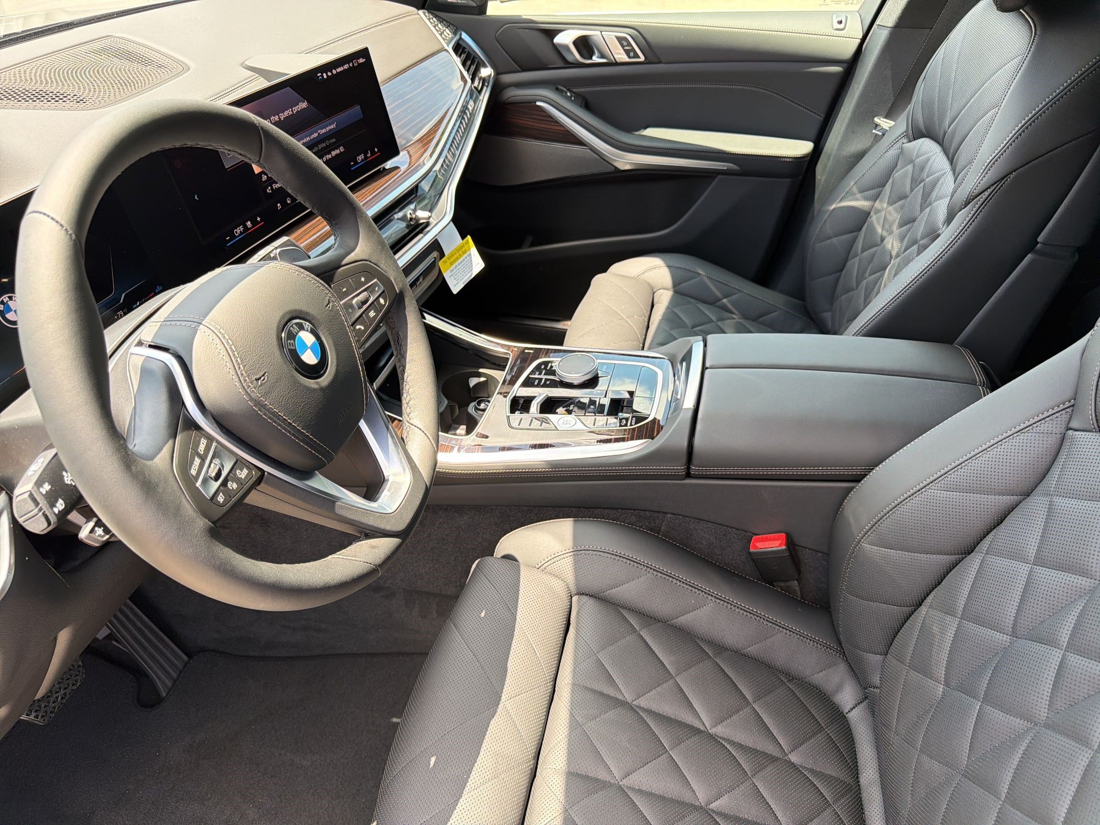 New 2026 BMW X5 xDrive40i w/ Climate Comfort Package AWD/4WD image 4