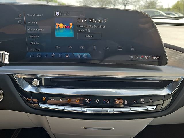 Used 2024 Cadillac Lyriq Sport AWD/4WD image 19