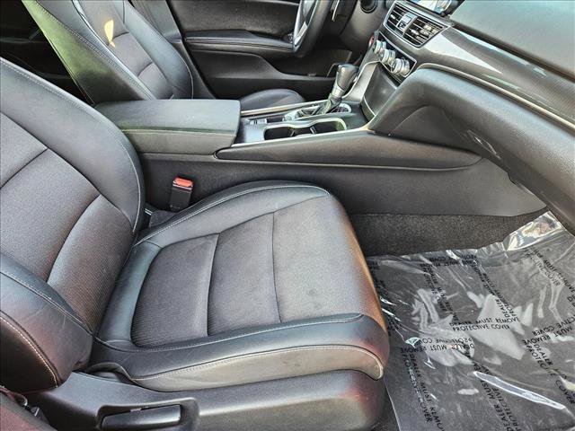 Used 2019 Honda Accord Sport image 18