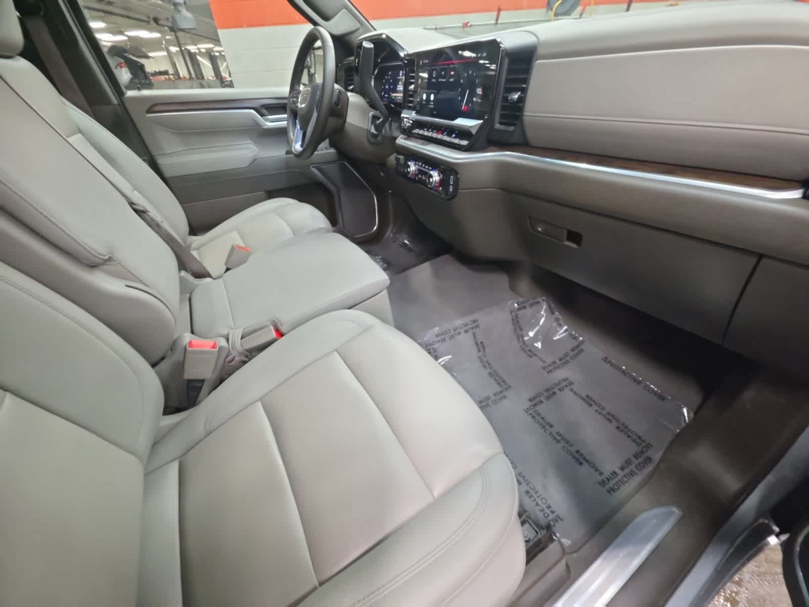 Used 2026 GMC Sierra 1500 SLT AWD/4WD image 21