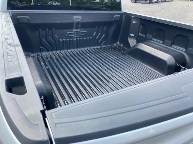 Certified 2020 Chevrolet Silverado 1500 Custom w/ Custom Value Package AWD/4WD image 19