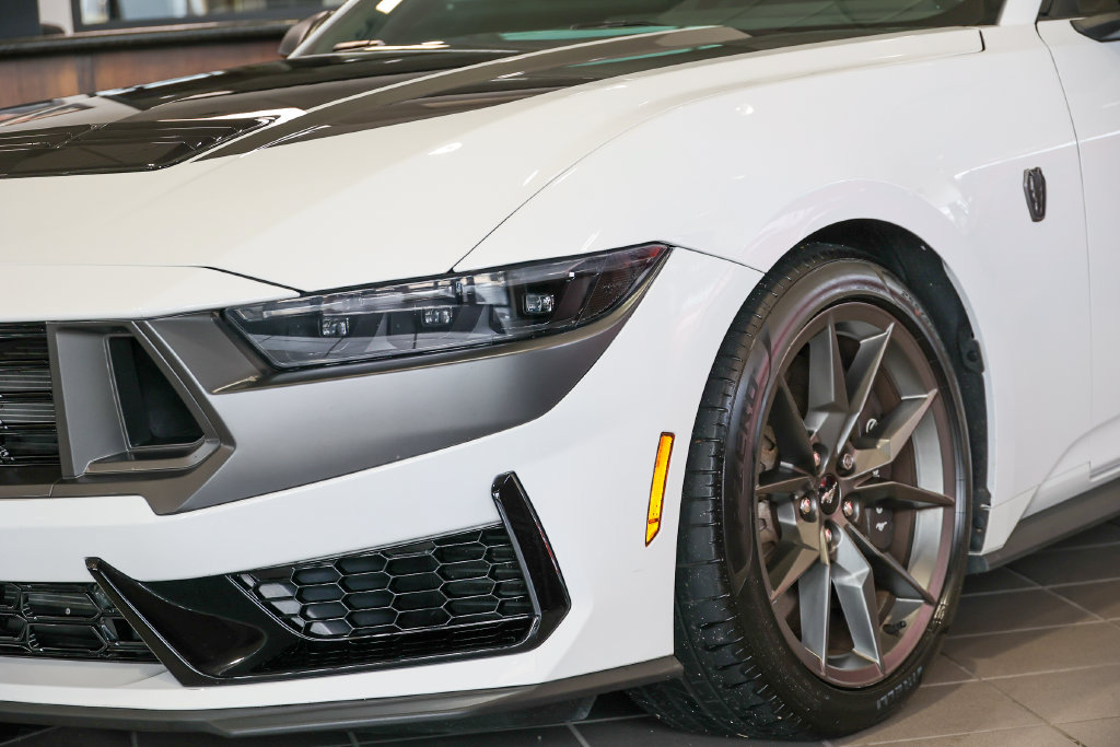 Certified 2025 Ford Mustang Dark Horse RWD image 19
