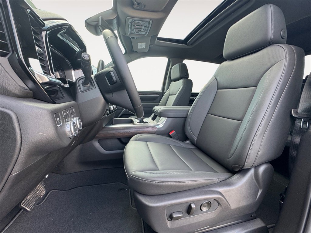 New 2026 GMC Sierra 2500 SLT w/ SLT Convenience Package image 9