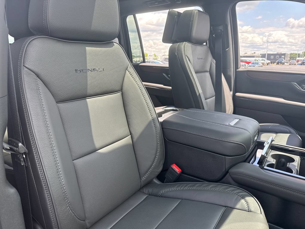 New 2026 GMC Yukon XL Denali w/ Advanced Technology Package AWD/4WD image 39