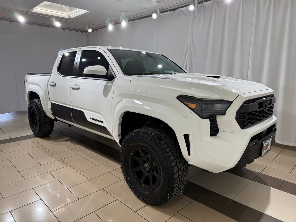 New 2026 Toyota Tacoma TRD Sport image 7