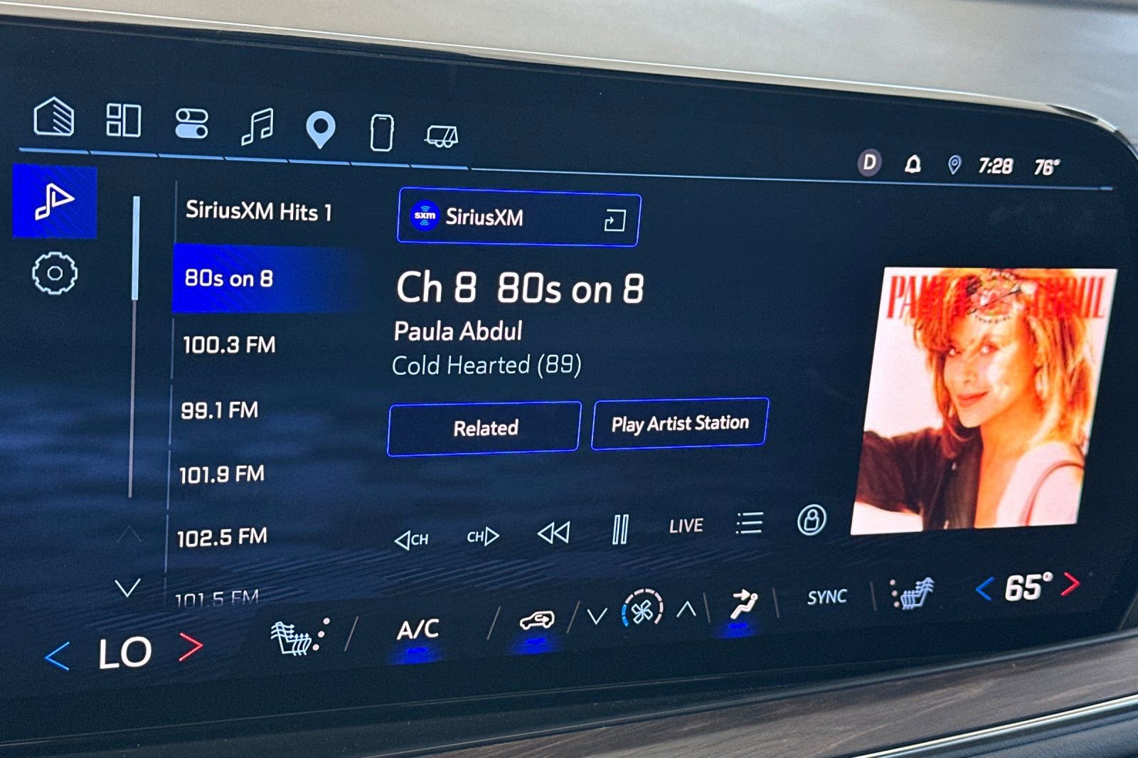 Used 2025 Chevrolet Tahoe LT AWD/4WD image 19