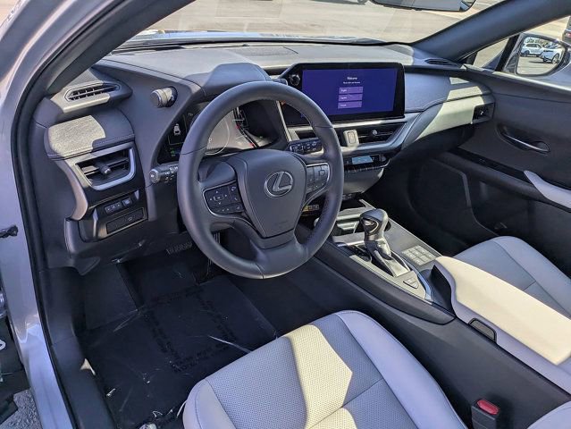 Used 2024 Lexus UX 250h FWD w/ Premium Package image 12