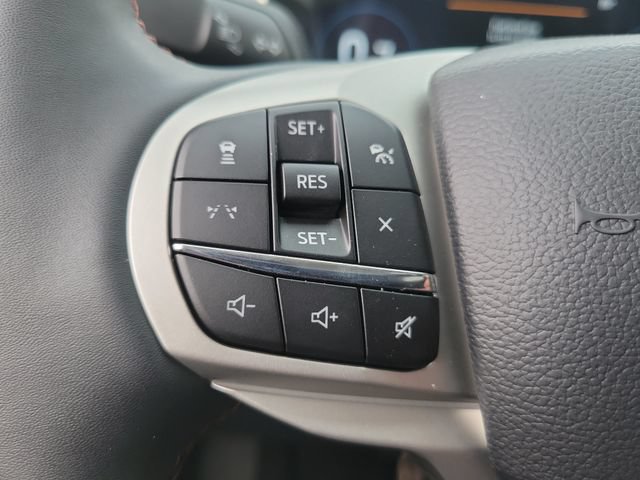New 2026 Ford Explorer Active w/ Active Comfort Package RWD image 32