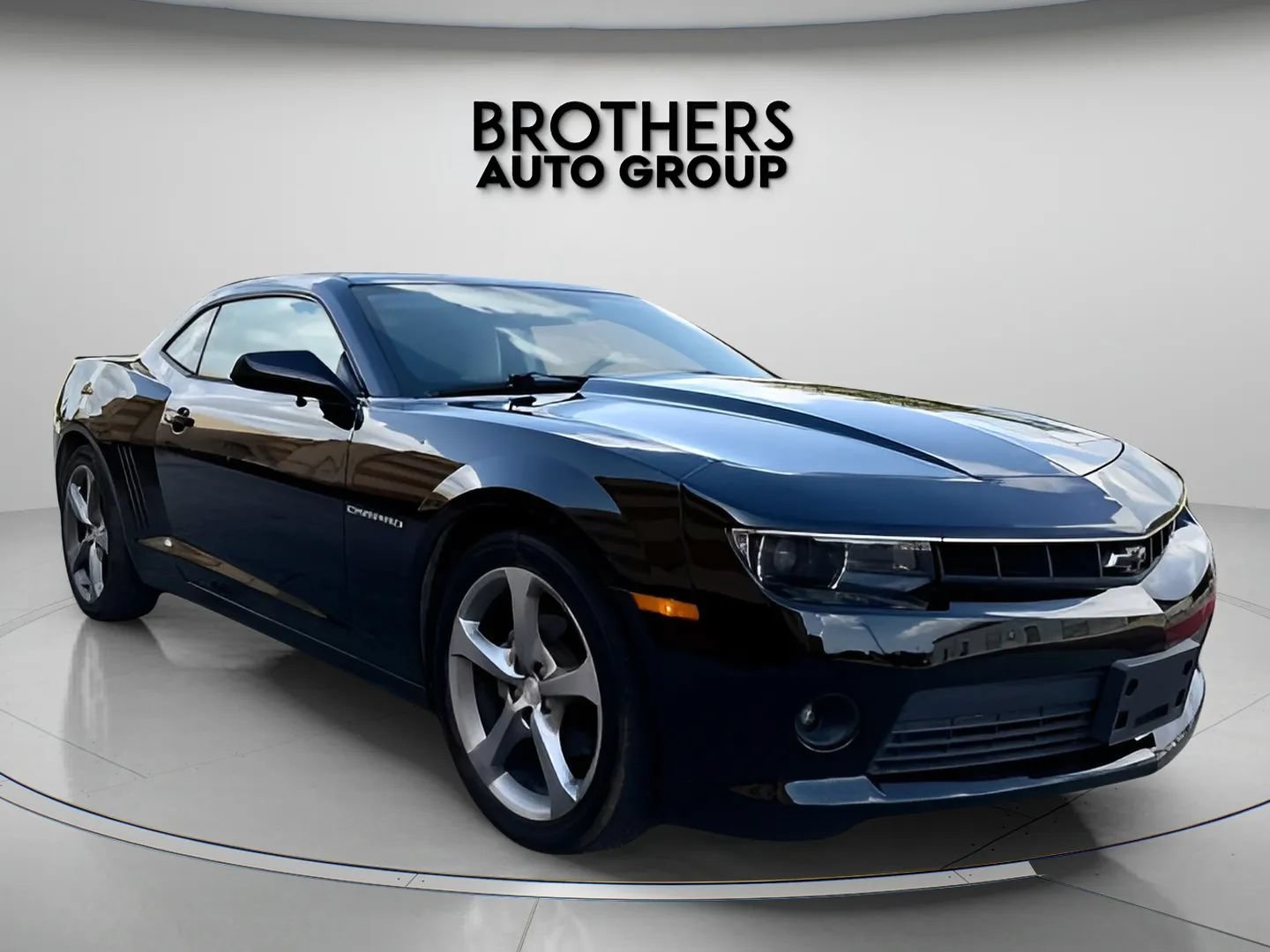Used 2014 Chevrolet Camaro LT w/ RS Package RWD image 4