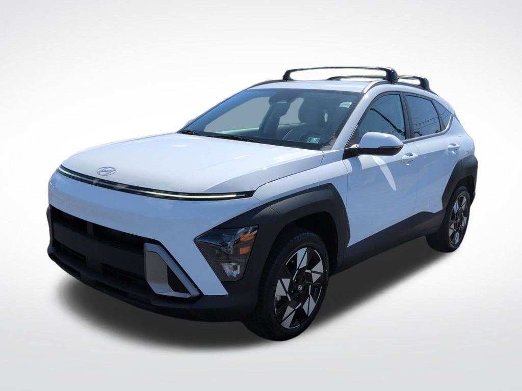 Used 2024 Hyundai Kona SEL AWD/4WD image 3