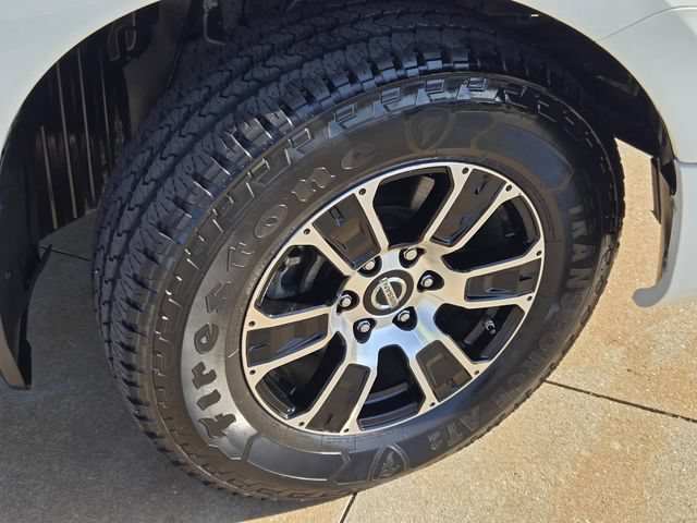 Used 2022 Nissan Titan SV w/ SV Convenience Package AWD/4WD image 7