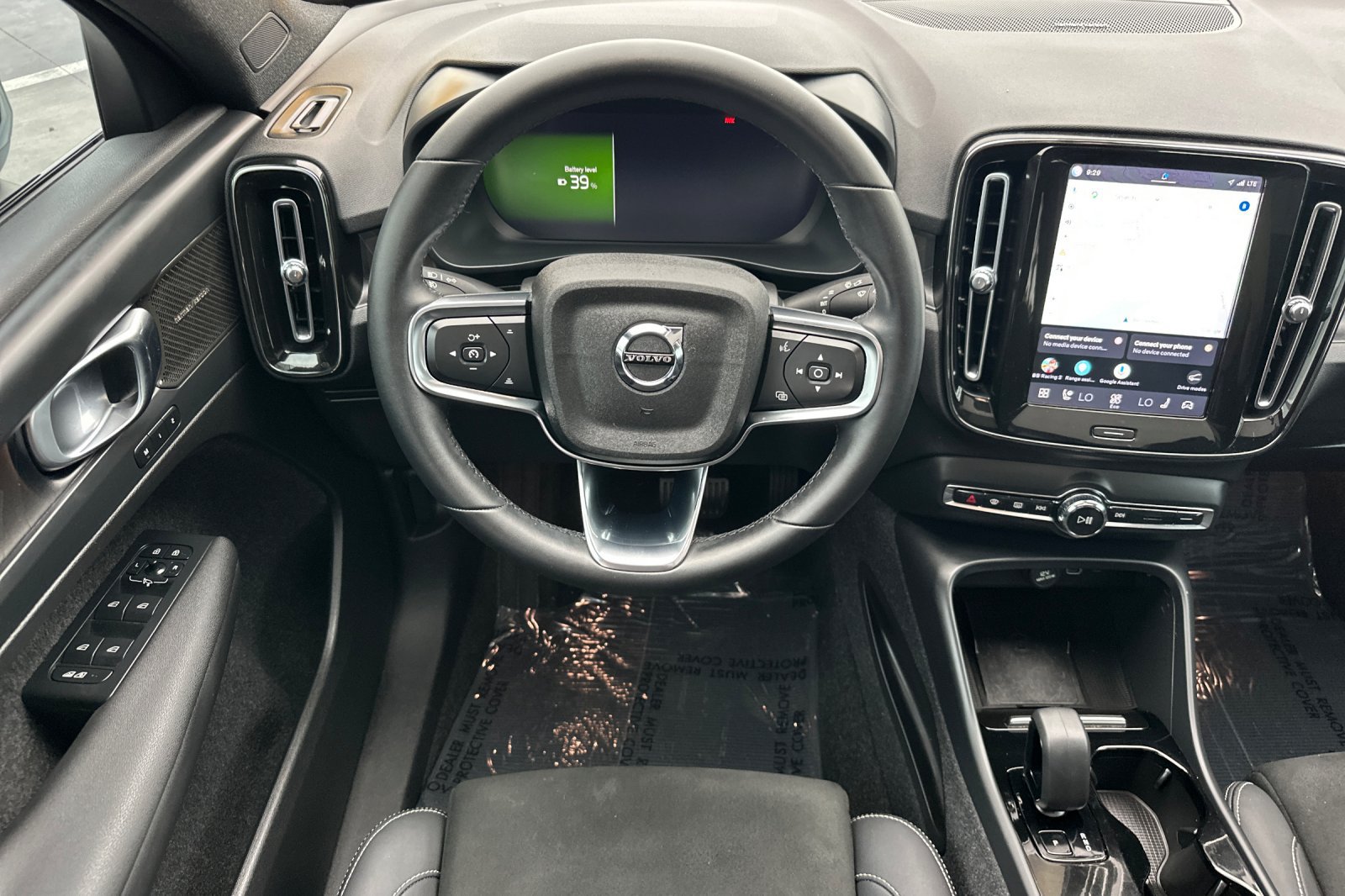 Certified 2023 Volvo C40 P8 Recharge Ultimate w/ Protection Package Premier AWD/4WD image 16