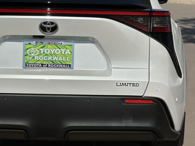 New 2026 Toyota bZ FWD image 6