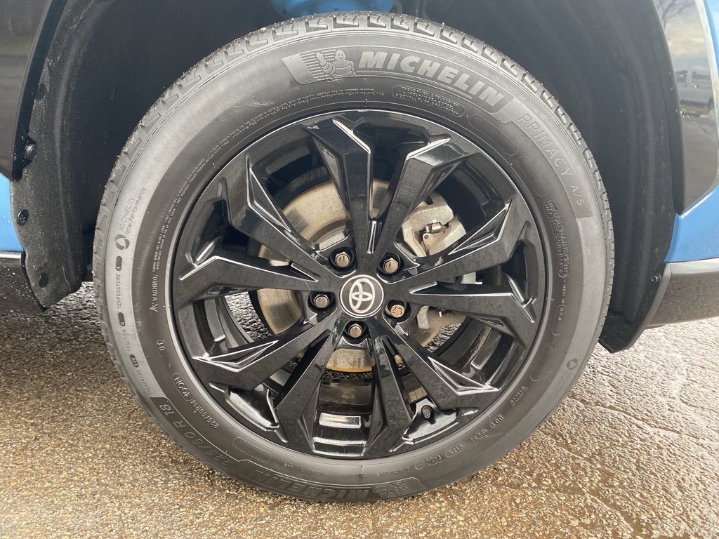 Used 2024 Toyota RAV4 XSE w/ Weather Package image 9