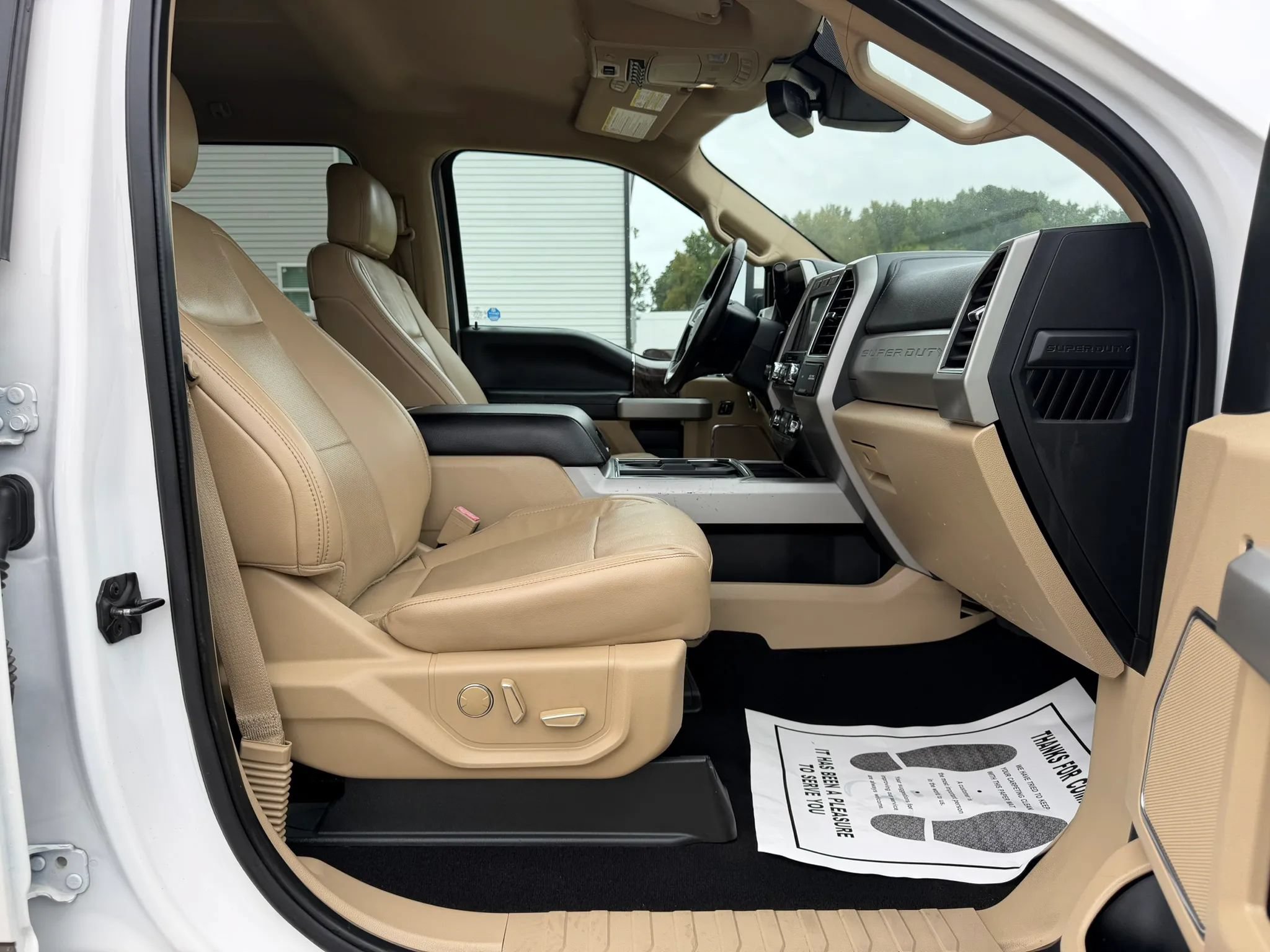 Used 2019 Ford F250 Lariat w/ Lariat Ultimate Package AWD/4WD image 31