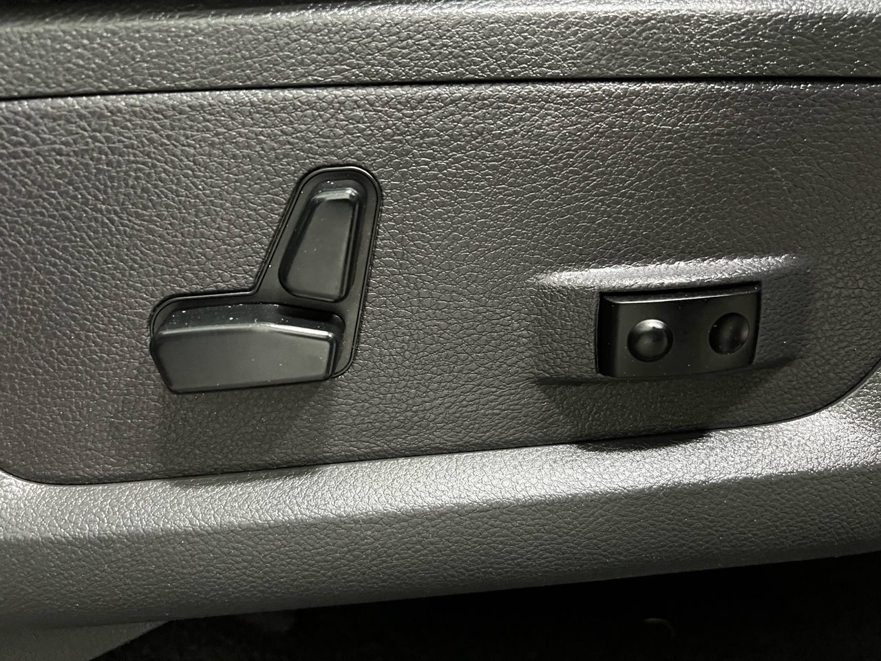 Used 2011 RAM 1500 Big Horn image 30