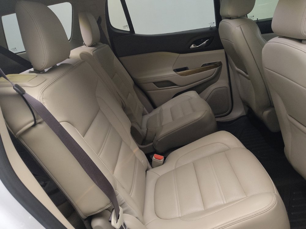 Used 2017 GMC Acadia Denali w/ Technology Package FWD image 19